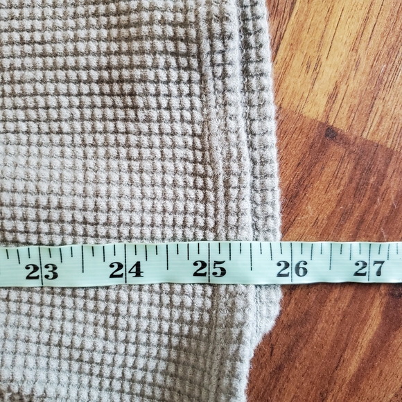 Offline by Aerie Size Large Light Green Thermal Shirt - Picture 8 of 8